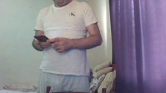 st206boy Adlı Modelin Web Kamerası Şovu
