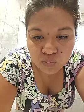 Atenea69's Webcam Show