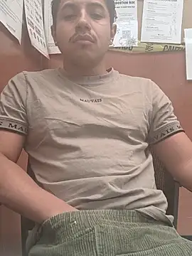 LosAngelesUncutLatino's Webcam Show
