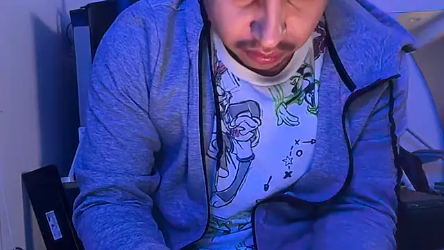 LosAngelesUncutLatino webkamerás műsora