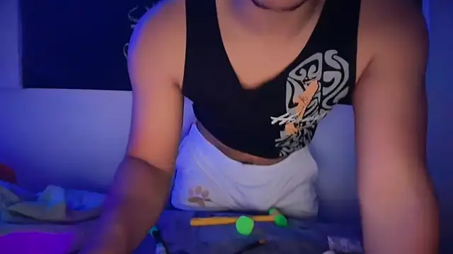 הופעת וובקאם של LosAngelesUncutLatino