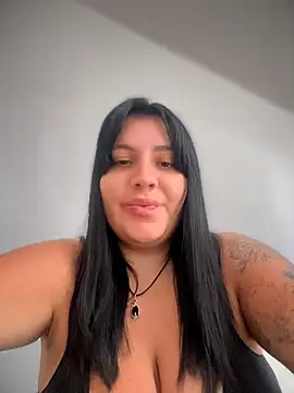 Chat +18 de Vicky_Sixx ao vivo
