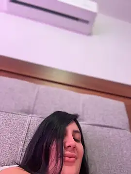 Vicky_Sixx Pertunjukan Webcam