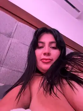 Chat +18 de Vicky_Sixx ao vivo
