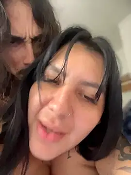 Pokazy przed kamerką – Vicky_Sixx