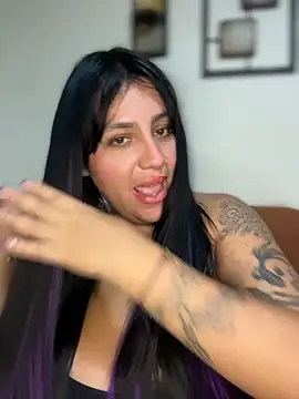 הופעת וובקאם של Vicky_Sixx