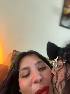 הופעת וובקאם של Vicky_Sixx