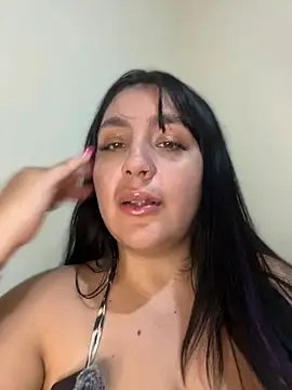 Pokazy przed kamerką – Vicky_Sixx
