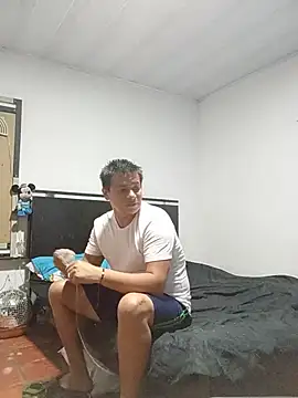 Skinyhot99 Show Webcam