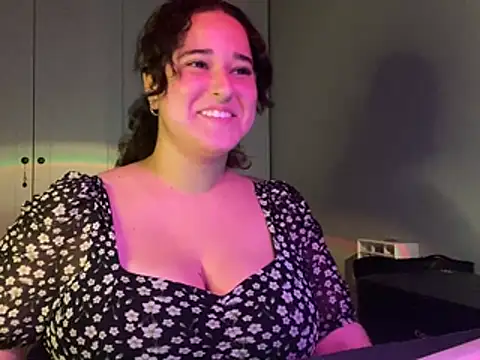 Show de helloeviesz na webcam