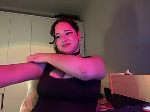 Show de helloeviesz na webcam