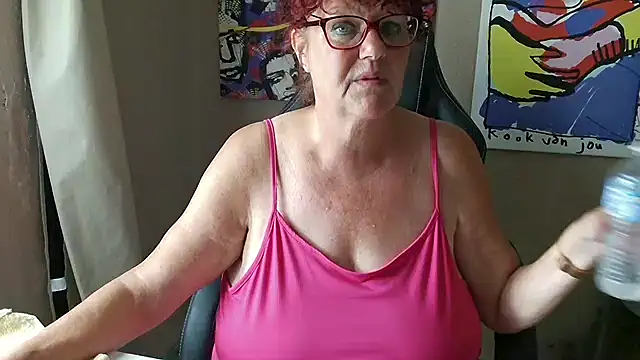 GrandJo69: διαδικτυακό σόου στην κά μερα