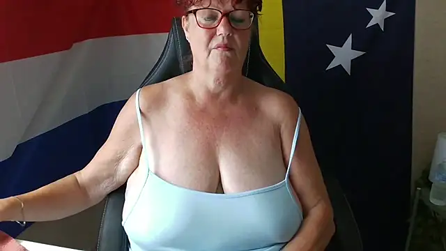 GrandJo69n Webbikameraesitys
