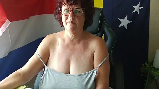 Webkamerová show GrandJo69