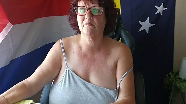 GrandJo69's Webcam Show