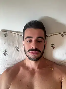 Carl242000 Show in webcam