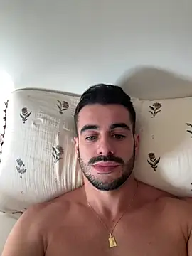 Carl242000 Show in webcam