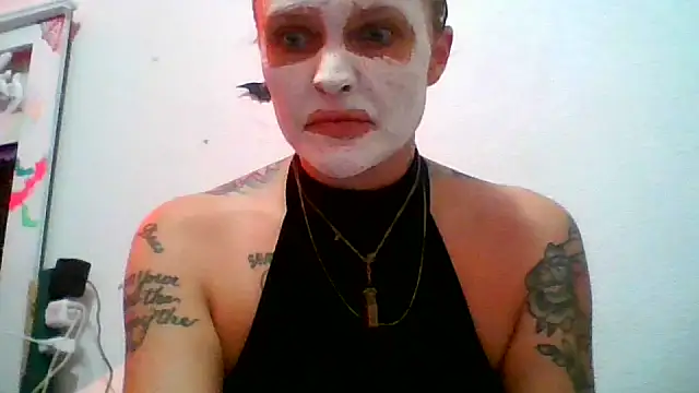 UpInTheStars' Webcam Show