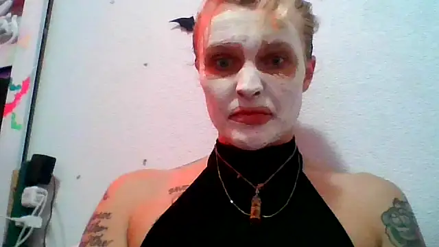 Show de UpInTheStars na webcam
