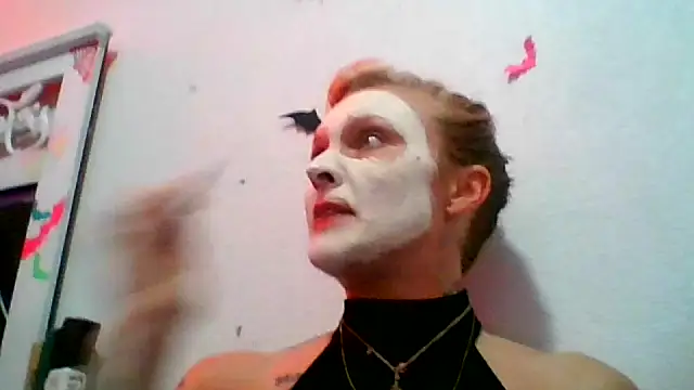 UpInTheStars' Webcam Show