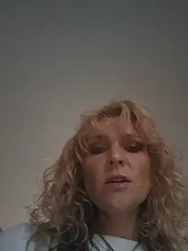 UpInTheStars' Webcam Show