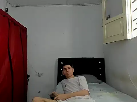 andrew_2811 webcam show