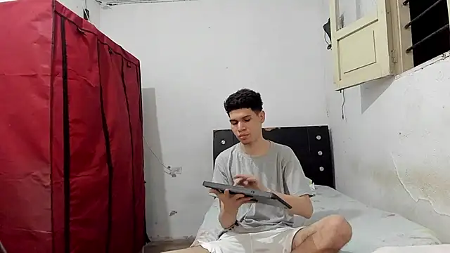 andrew_2811 Webcamshow