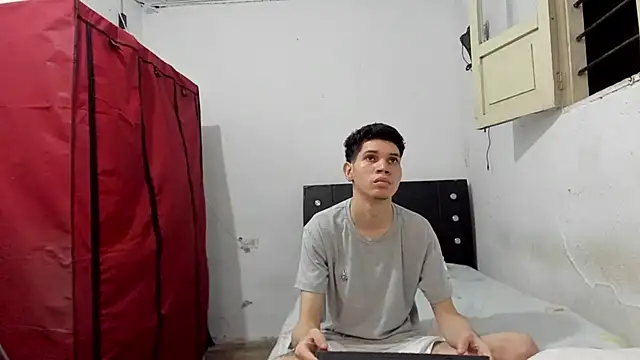 andrew_2811 Webcam show