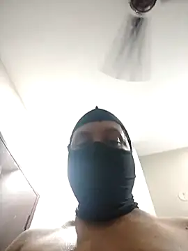 AHDaddy007 live XXX chat