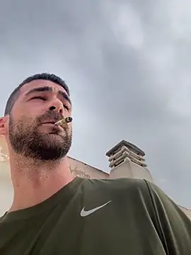 GranDick27 Pertunjukan Webcam