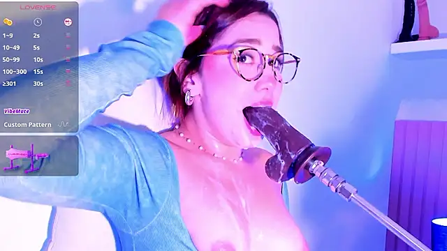 Amara_melodi's Webcam Show