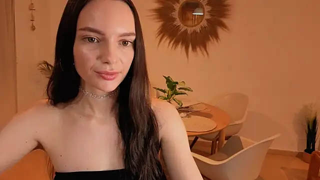 Show modela litlle_angelll na web-kameri