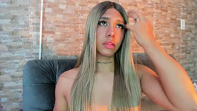 Dreams_Chloe Show Webcam