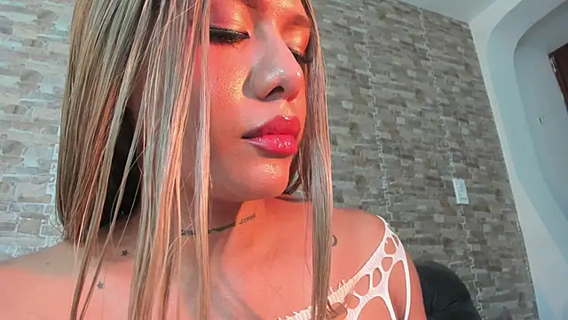 Dreams_Chloe's Webcam Show