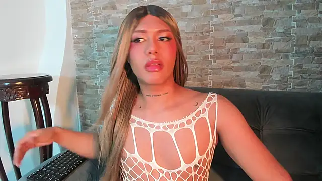 Dreams_Chloe's Webcam Show
