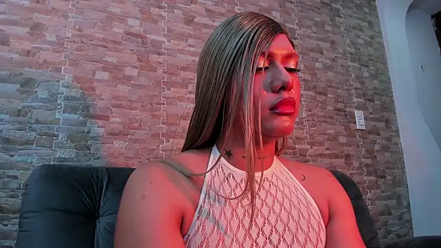 הופעת וובקאם של Dreams_Chloe