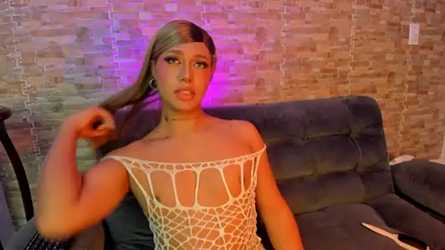 Dreams_Chloe's Webcam Show