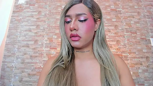Dreams_Chloe's Webcam Show