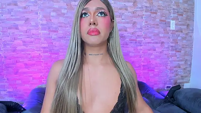 Dreams_Chloe Webcam show