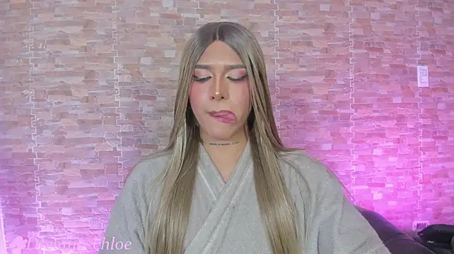 הופעת וובקאם של Dreams_Chloe