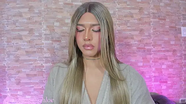 הופעת וובקאם של Dreams_Chloe