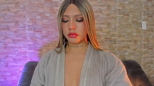 Dreams_Chloe Adlı Modelin Web Kamerası Şovu