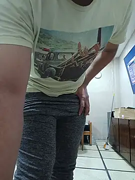 juanpa8453's Live XXX Chat