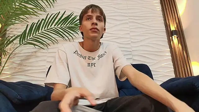 عرض كام Pavo_tv