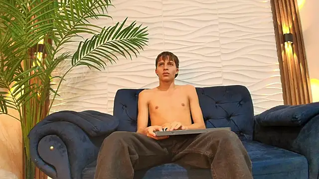 عرض كام Pavo_tv