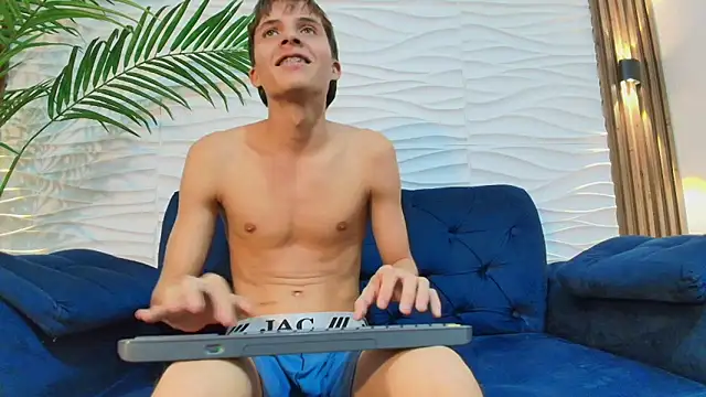 Pavo_tv's Webcam Show