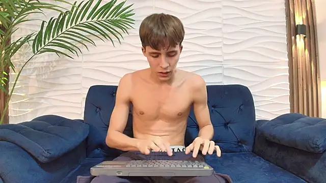 عرض كام Pavo_tv