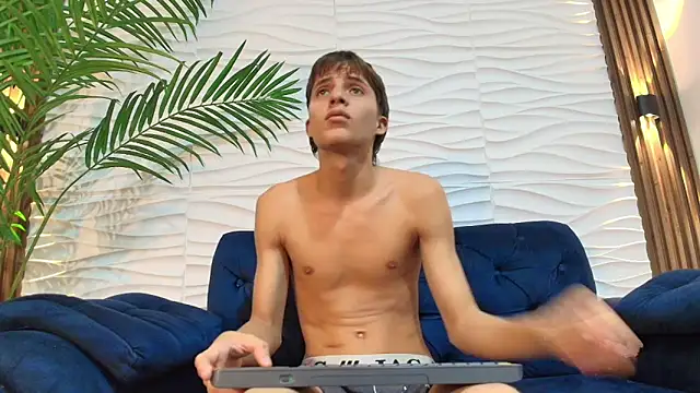 Pavo_tv Шоу с уебкамера