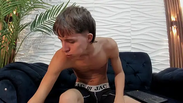 Pavo_tv Show Webcam