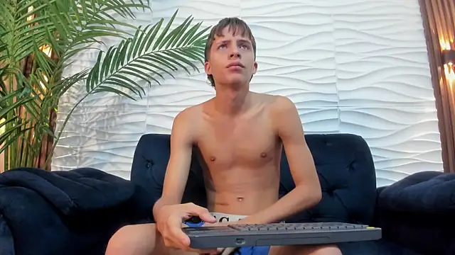 Pavo_tv webkamerás műsora